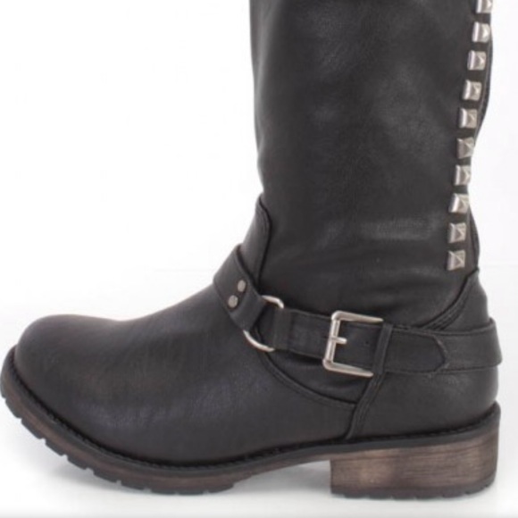 BLACK STUDDED RIDING BOOTS - Picture 2 of 4